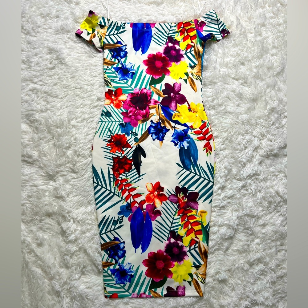 NWOT- Fashion Nova Floral Off the Shoulder Dress Size S